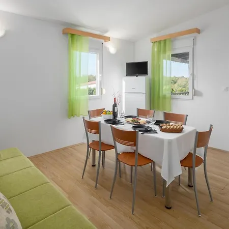 Beautiful In Casa vacanze Tinjan
